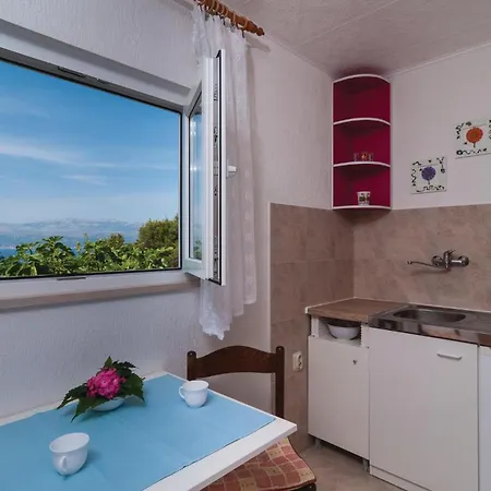 Gorgeous In Holiday home Supetar